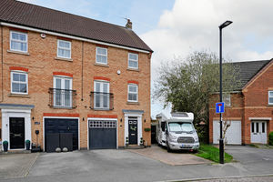 Oxclose Park Way Halfway